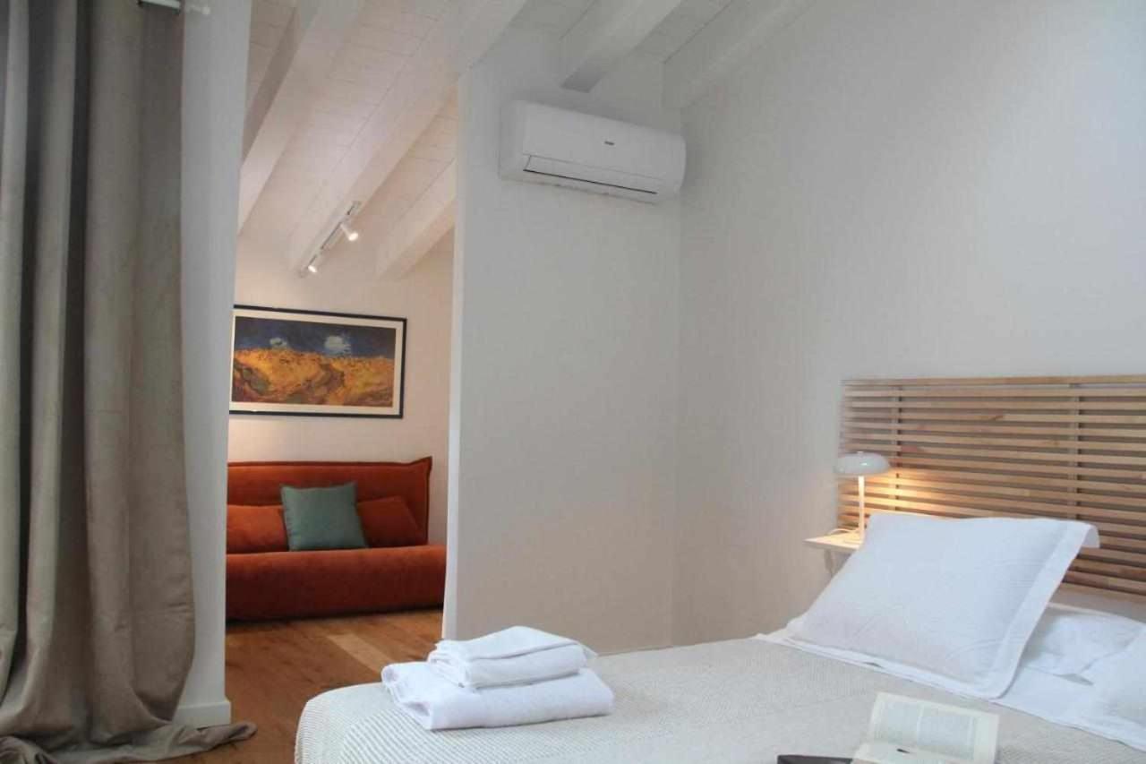 Waterfront Balcony I Grani 4 Style Apartment Livorno