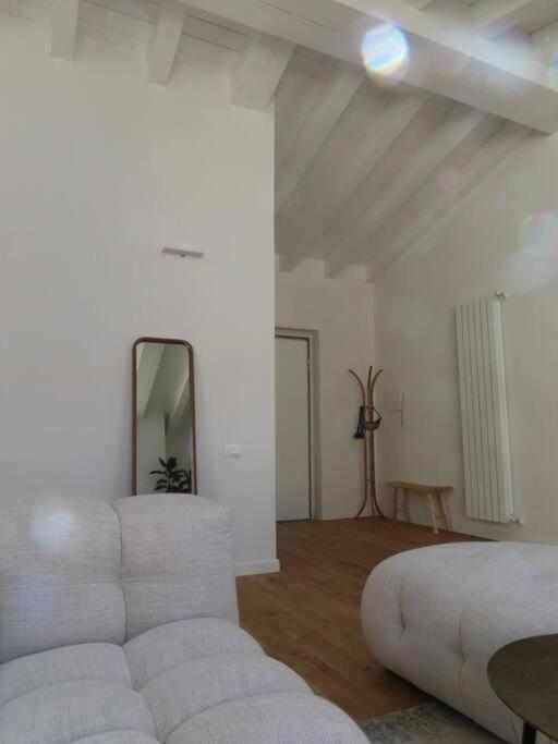 Waterfront Balcony I Grani 4 Style Apartment Livorno